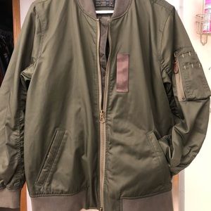Hardly worn bomber style jacket. Great olive colour.